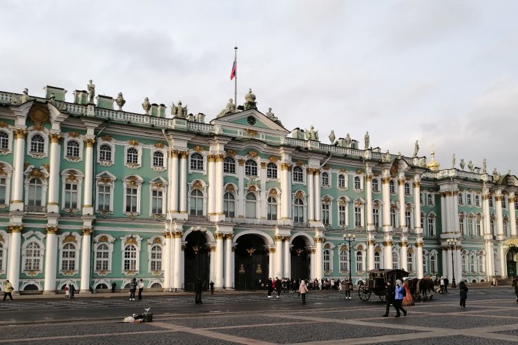 Тур «Три дня в Петербурге. Обзорная. Фаберже »